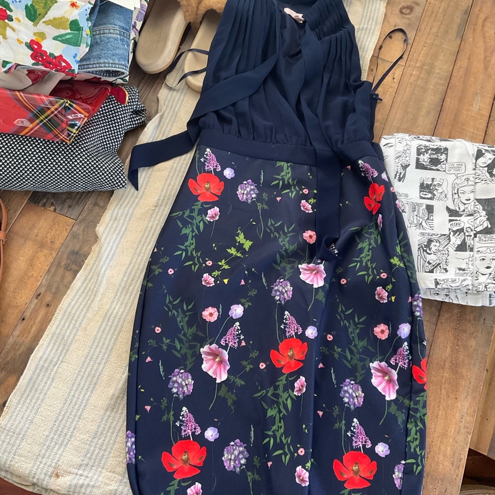 Ted Baker size 1 Floral Navy Dress with Red and Pink Accents